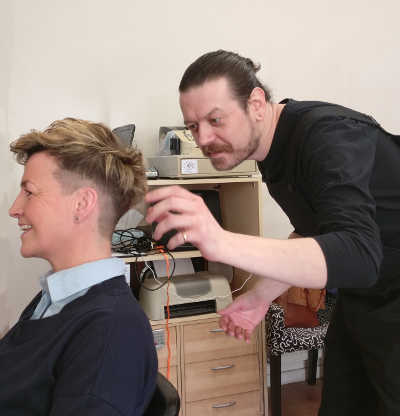Free consultation by hairstylist Greg